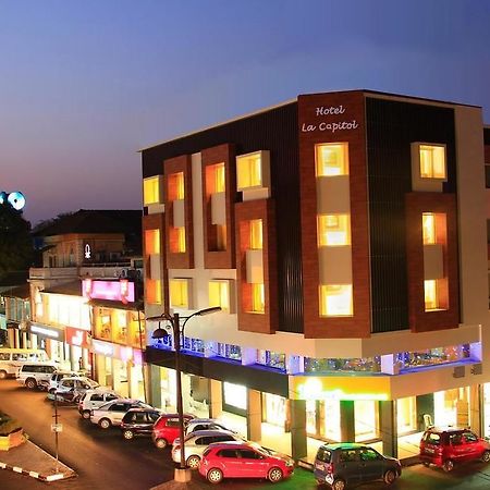 פאנג'י Hotel La Capitol מראה חיצוני תמונה