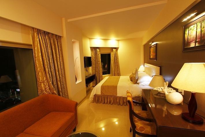פאנג'י Hotel La Capitol מראה חיצוני תמונה